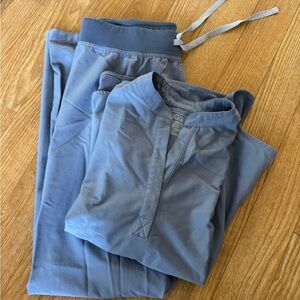 Figs women’s lavender gray scrub set!